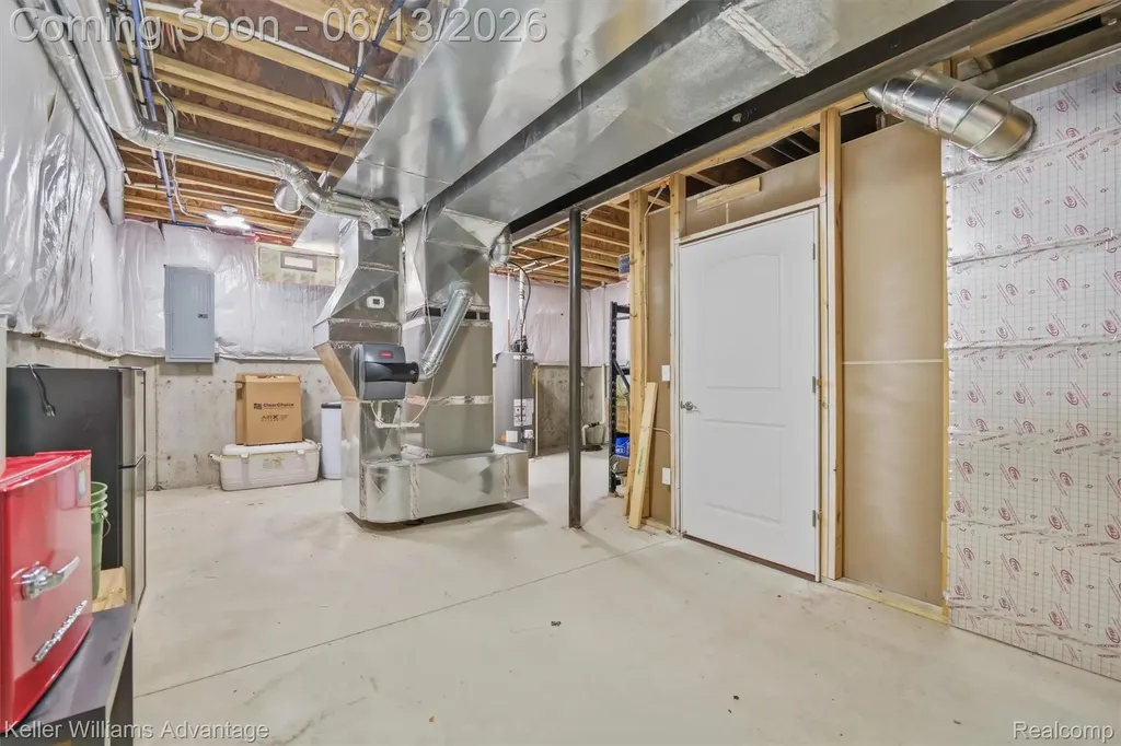 23740 Stoneleigh Drive Lyon Charter Township MI 48178