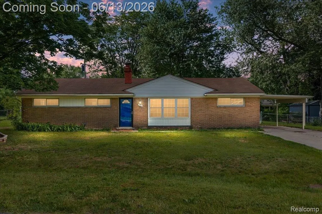 1746 Ashstan Drive Walled Lake City MI 48390
