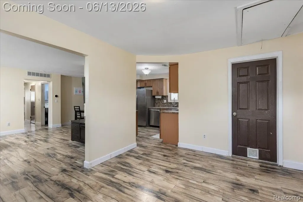 1746 Ashstan Drive Walled Lake City MI 48390