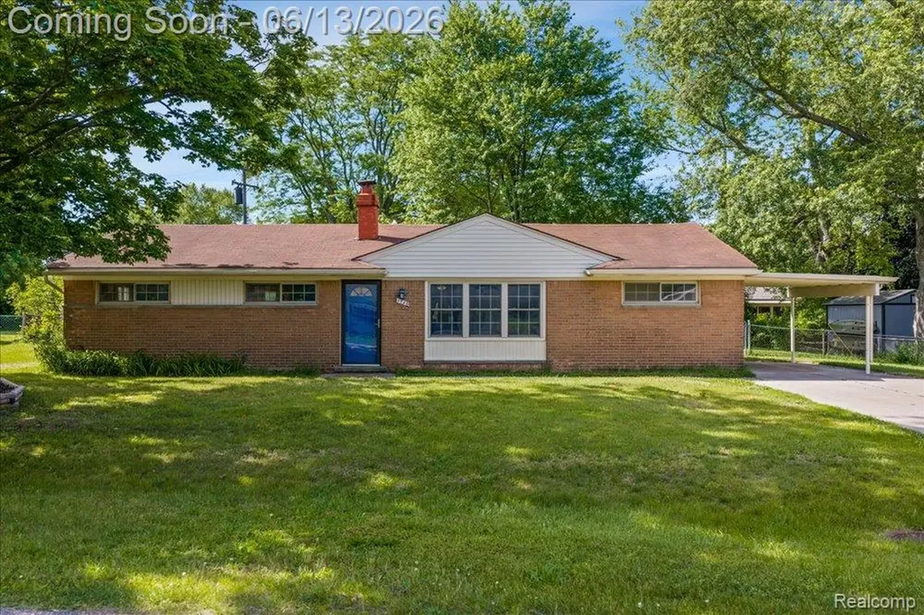 1746 Ashstan Drive Walled Lake City MI 48390