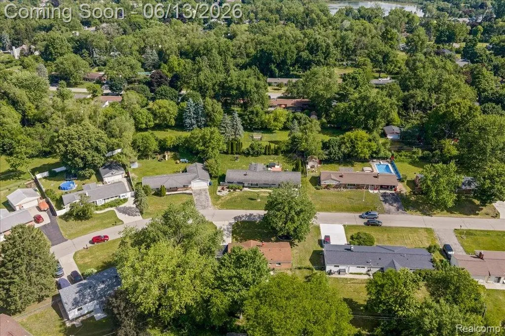 1746 Ashstan Drive Walled Lake City MI 48390