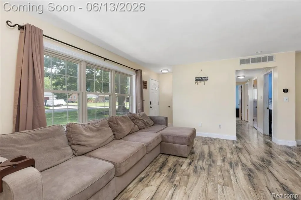 1746 Ashstan Drive Walled Lake City MI 48390