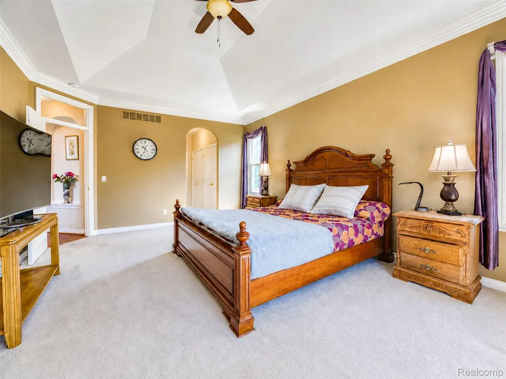 49335 Dominion Court Canton Charter Township MI 48187