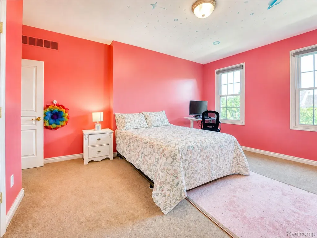 49335 Dominion Court Canton Charter Township MI 48187