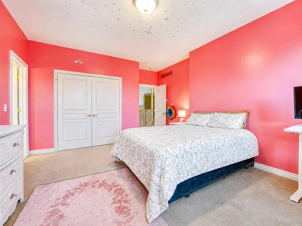 49335 Dominion Court Canton Charter Township MI 48187