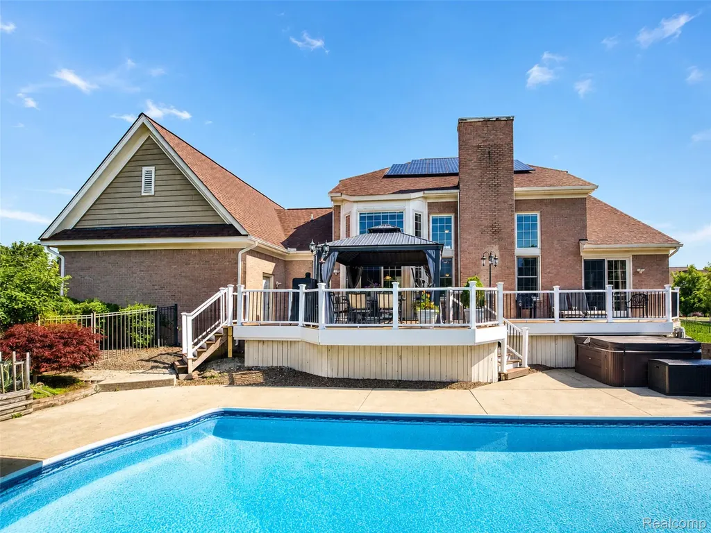 49335 Dominion Court Canton Charter Township MI 48187