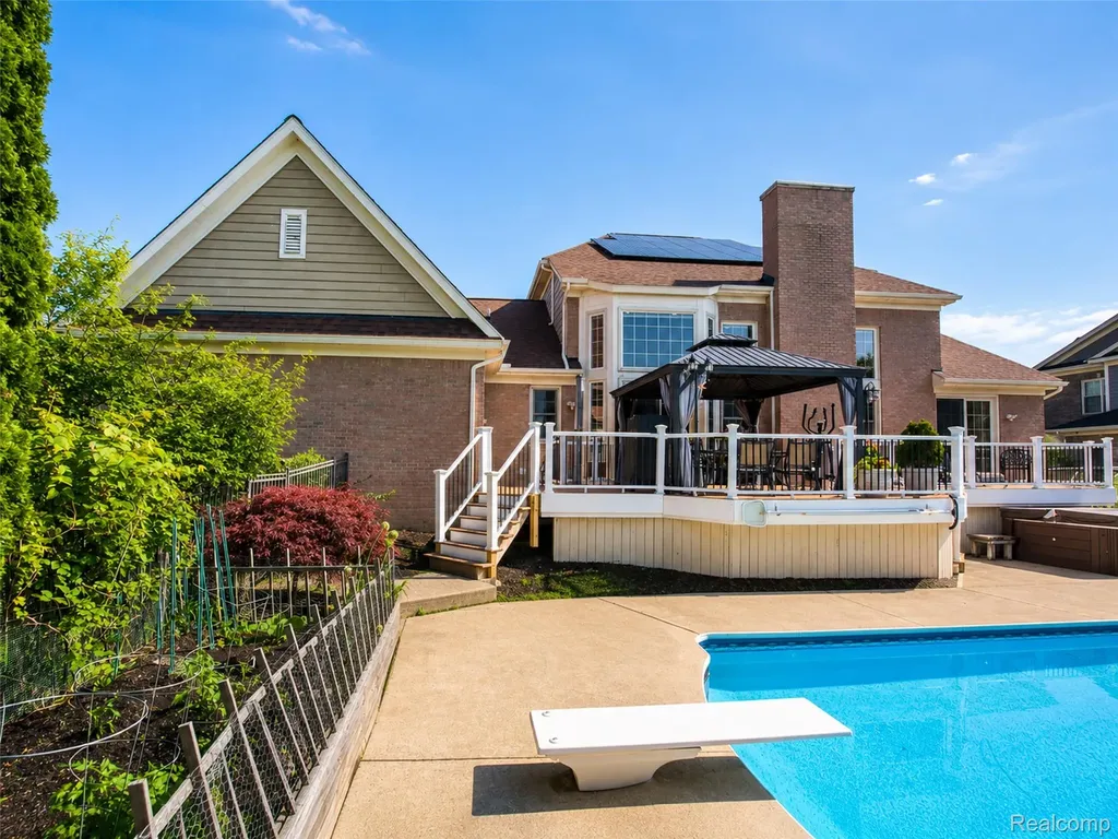 49335 Dominion Court Canton Charter Township MI 48187