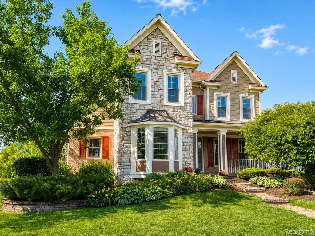 49335 Dominion Court Canton Charter Township MI 48187