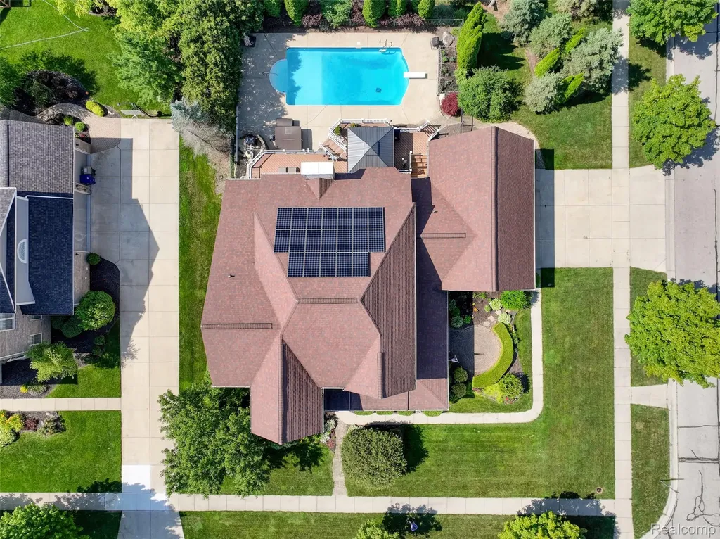 49335 Dominion Court Canton Charter Township MI 48187