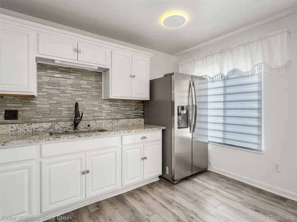 36650 Park Place Drive Sterling Heights City MI 48310