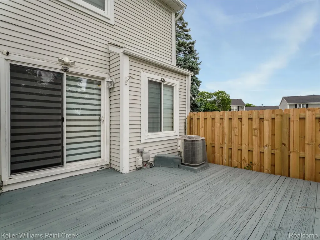 36650 Park Place Drive Sterling Heights City MI 48310