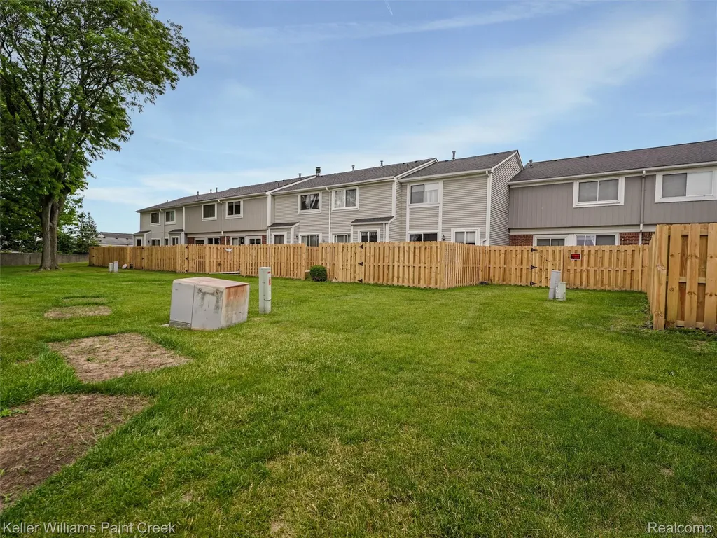 36650 Park Place Drive Sterling Heights City MI 48310