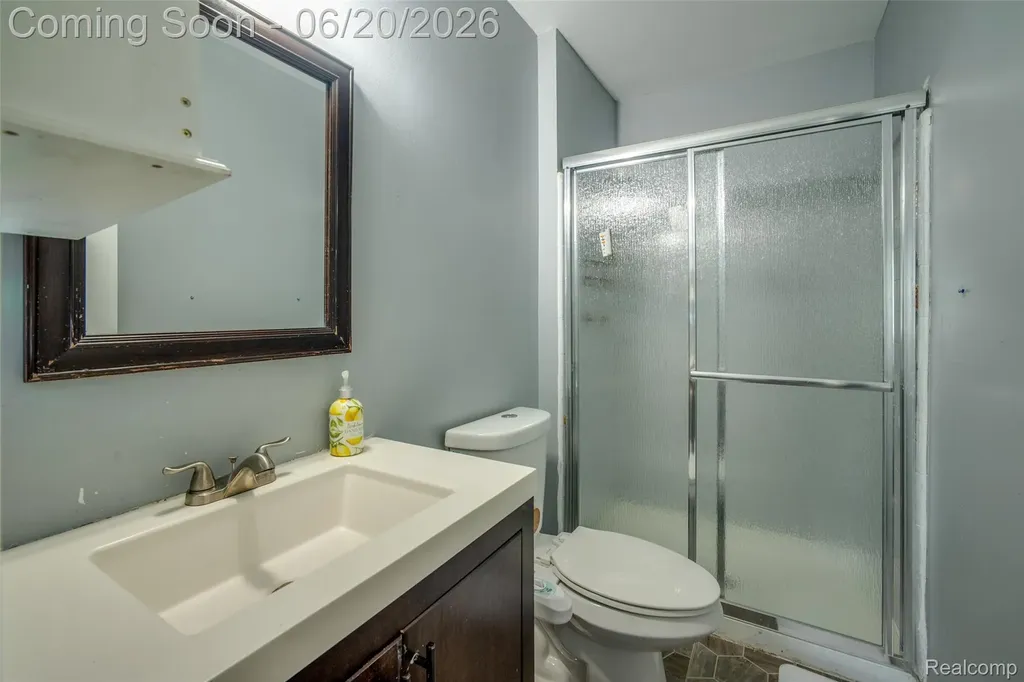 1129 Whittier Drive Canton Charter Township MI 48187