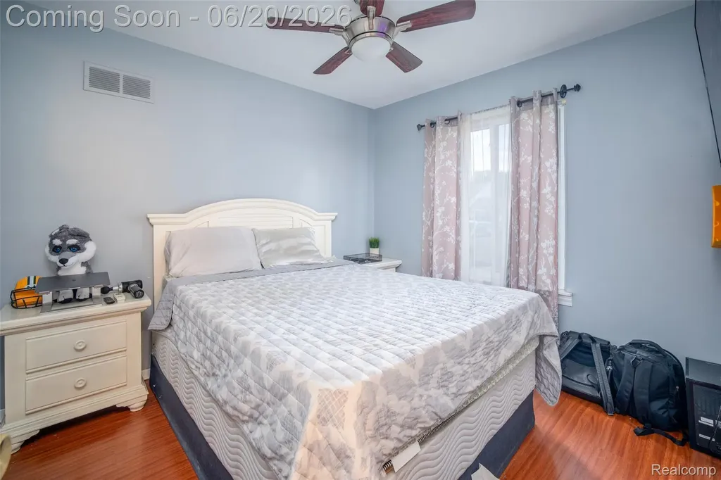 1129 Whittier Drive Canton Charter Township MI 48187