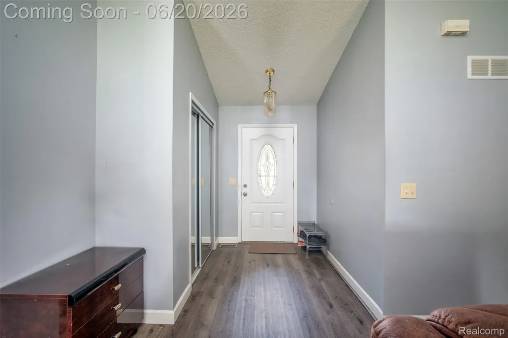 1129 Whittier Drive Canton Charter Township MI 48187