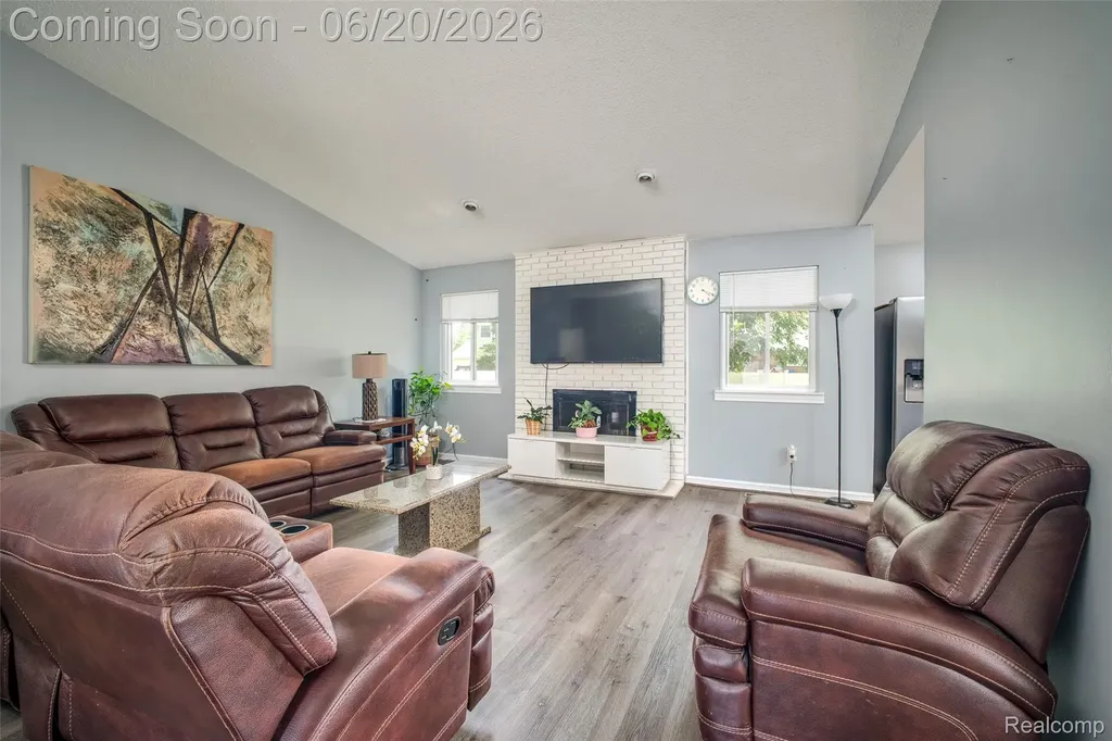 1129 Whittier Drive Canton Charter Township MI 48187