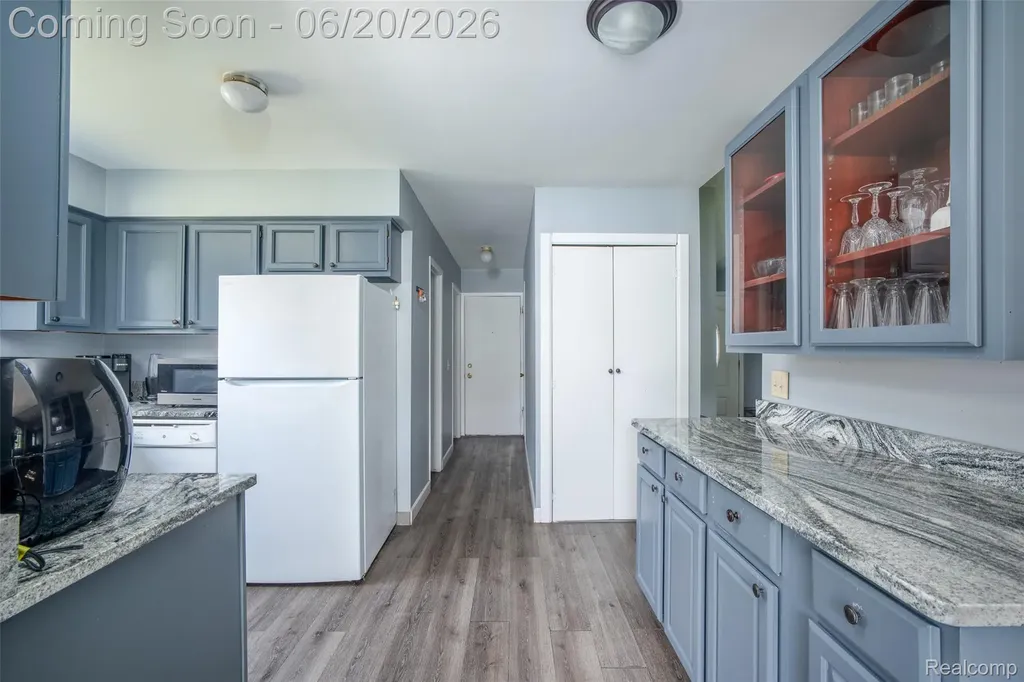 1129 Whittier Drive Canton Charter Township MI 48187