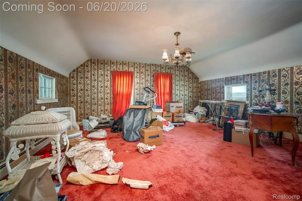 3557 W Walton Boulevard Waterford Charter Township MI 48329