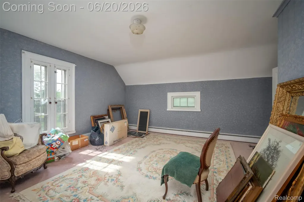 3557 W Walton Boulevard Waterford Charter Township MI 48329