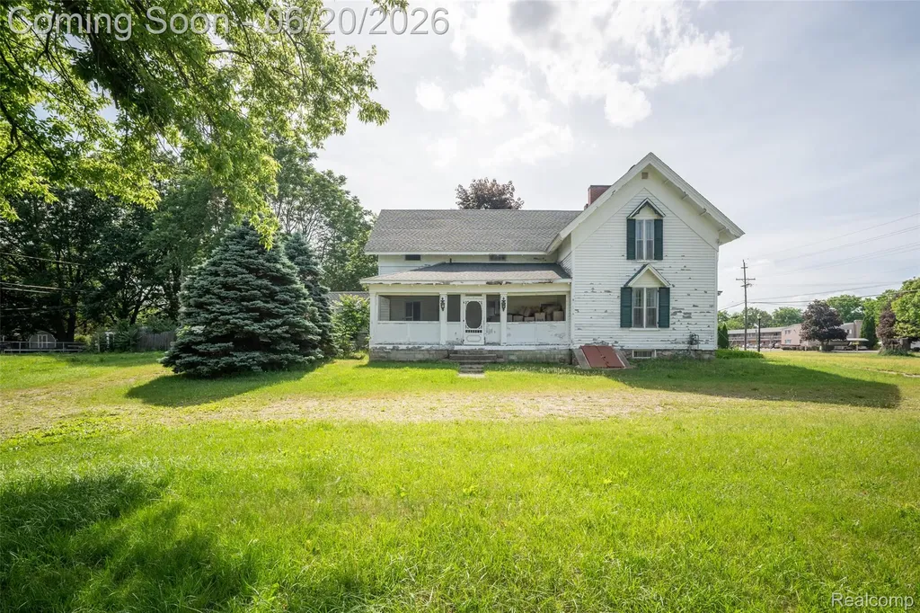 3557 W Walton Boulevard Waterford Charter Township MI 48329