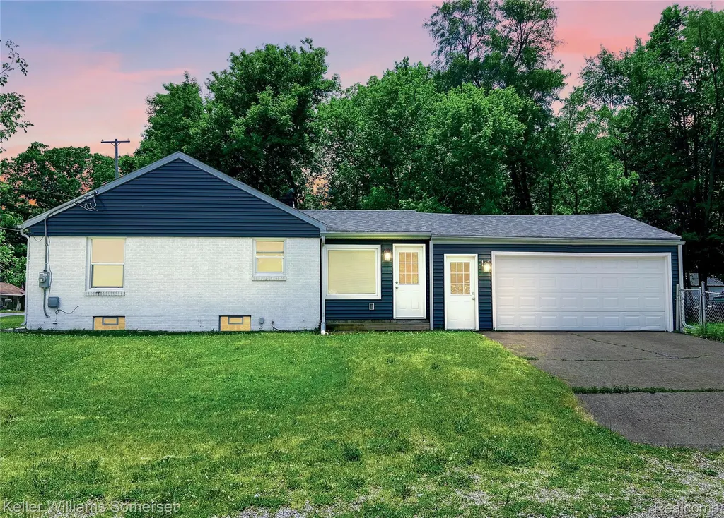 1821 Nazareth Road Kalamazoo Charter Township MI 49048