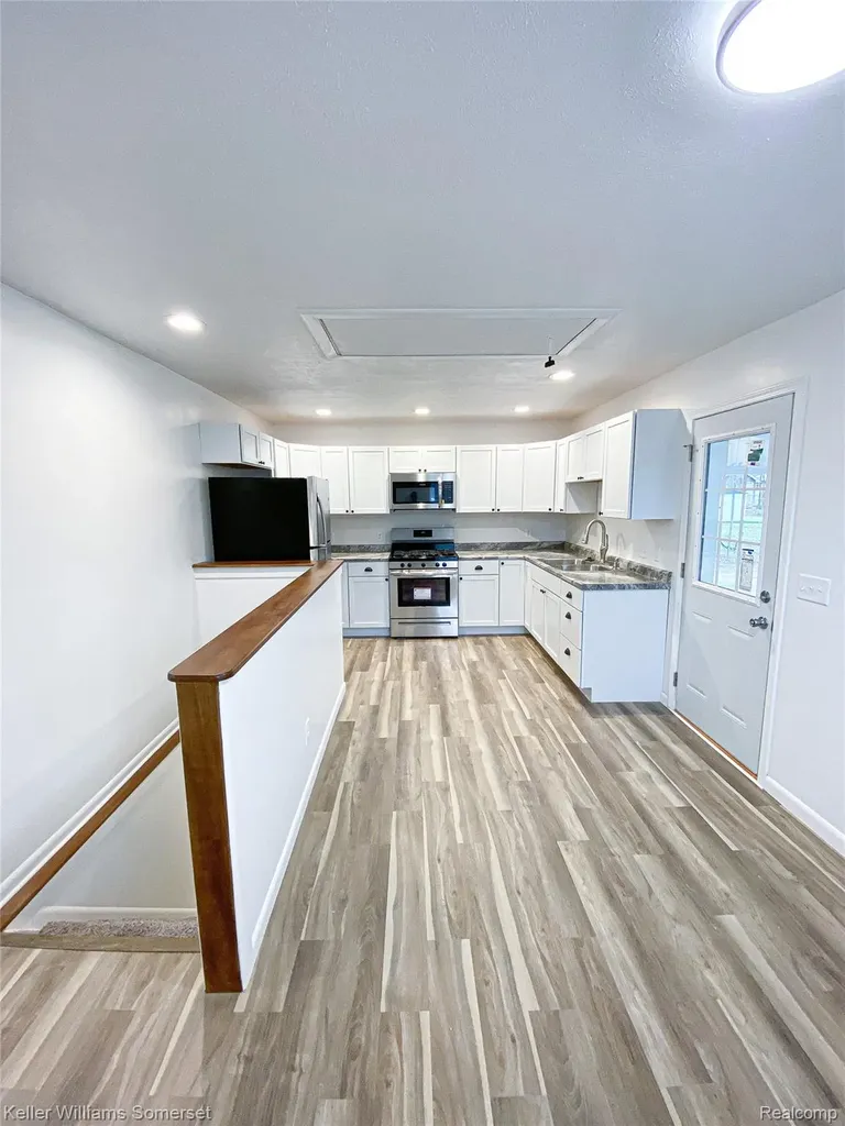 1821 Nazareth Road Kalamazoo Charter Township MI 49048