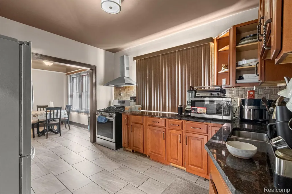 7658 Appoline Street Dearborn City MI 48126