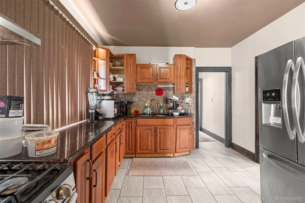 7658 Appoline Street Dearborn City MI 48126