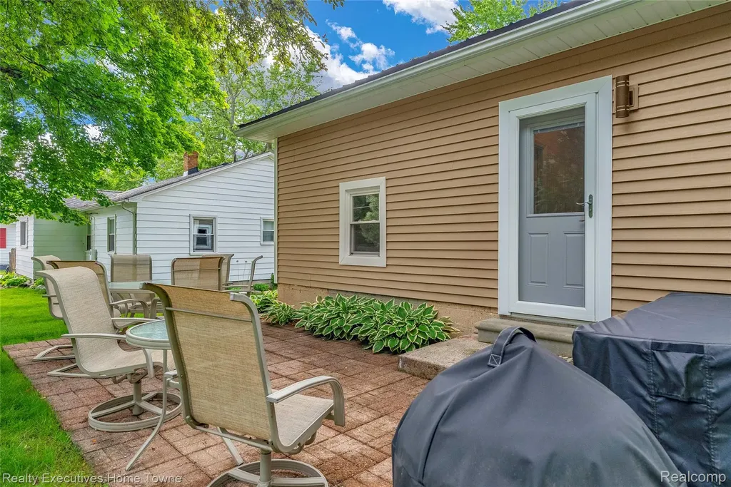 2640 Huckleberry Lane Port Huron Charter Township MI 48060