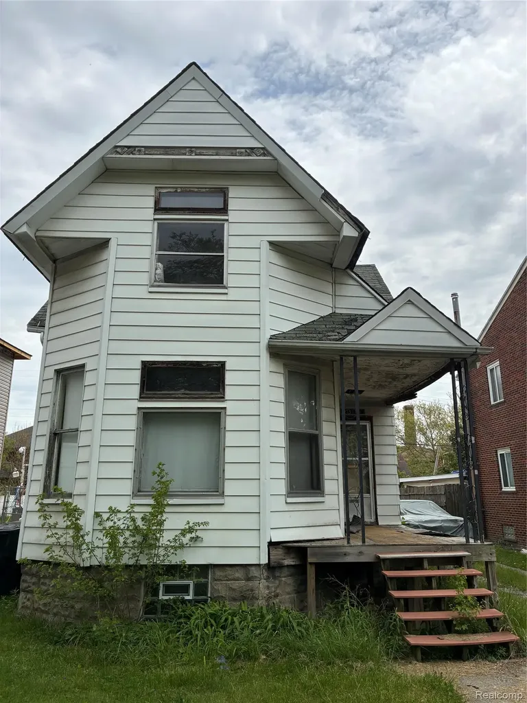 14750 Mettetal Street Detroit City MI 48227