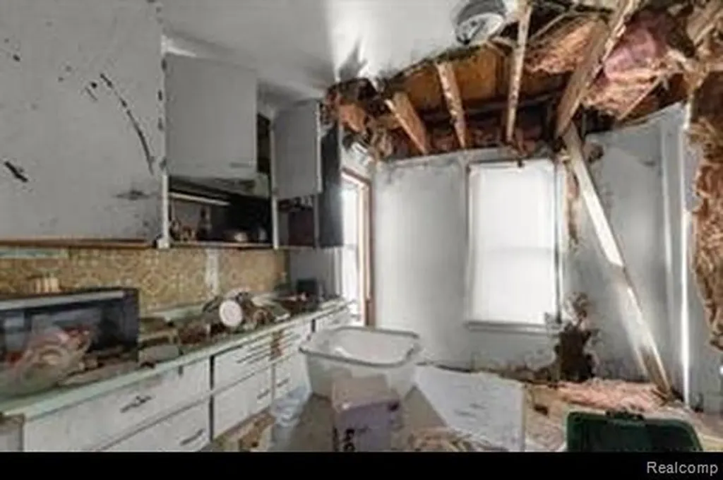 14750 Mettetal Street Detroit City MI 48227
