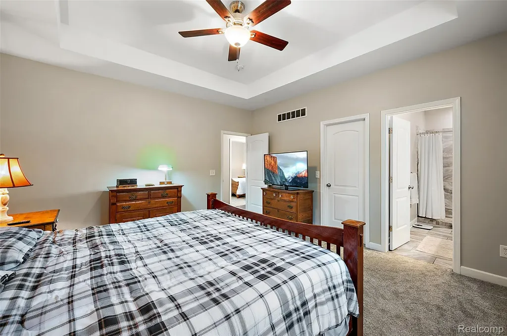 52 Parker Lane Brandon Charter Township MI 48462