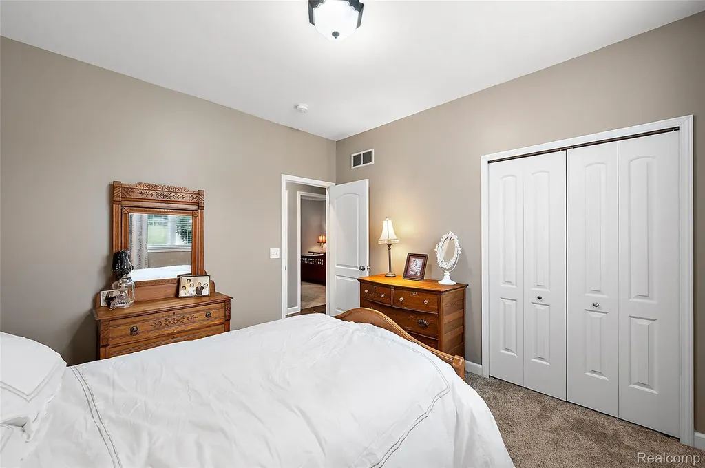 52 Parker Lane Brandon Charter Township MI 48462