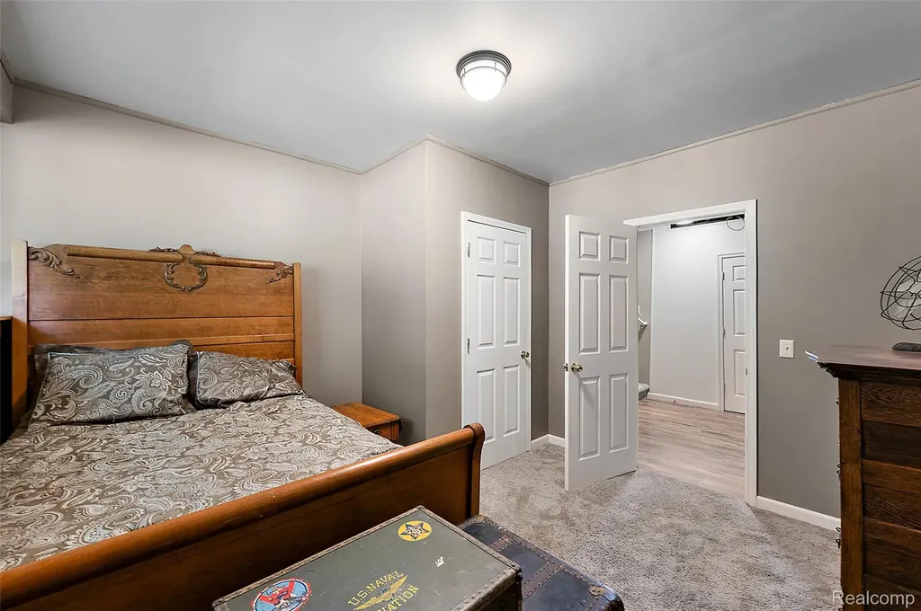 52 Parker Lane Brandon Charter Township MI 48462