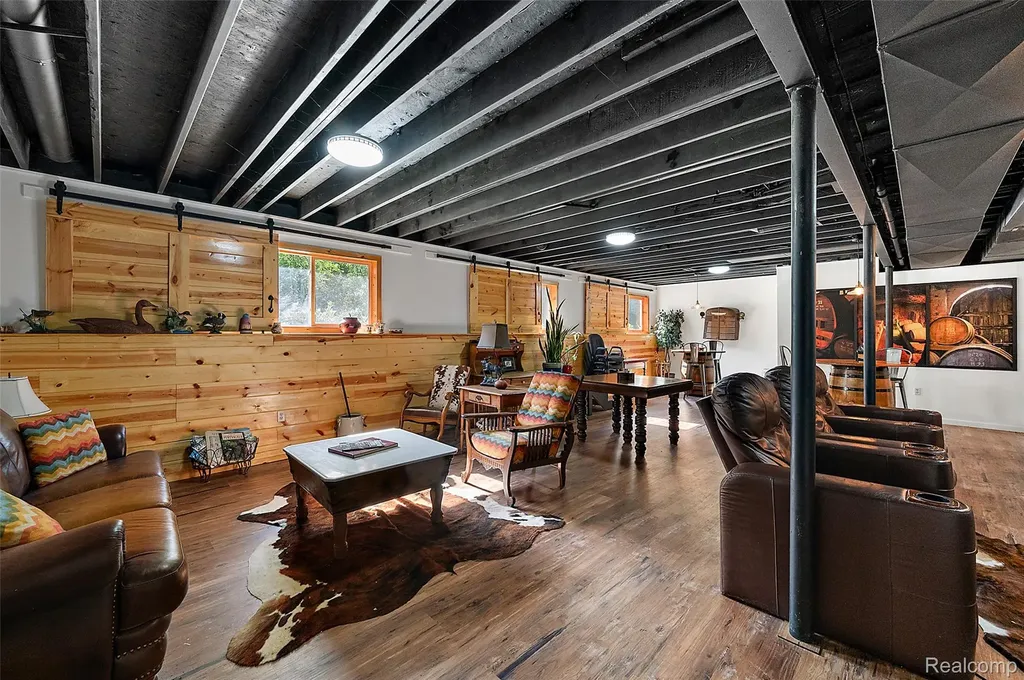 52 Parker Lane Brandon Charter Township MI 48462