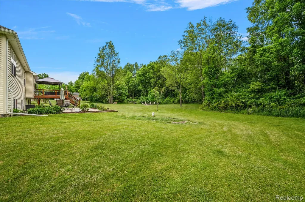 52 Parker Lane Brandon Charter Township MI 48462