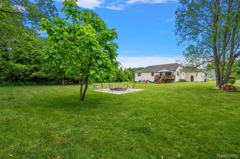 52 Parker Lane Brandon Charter Township MI 48462