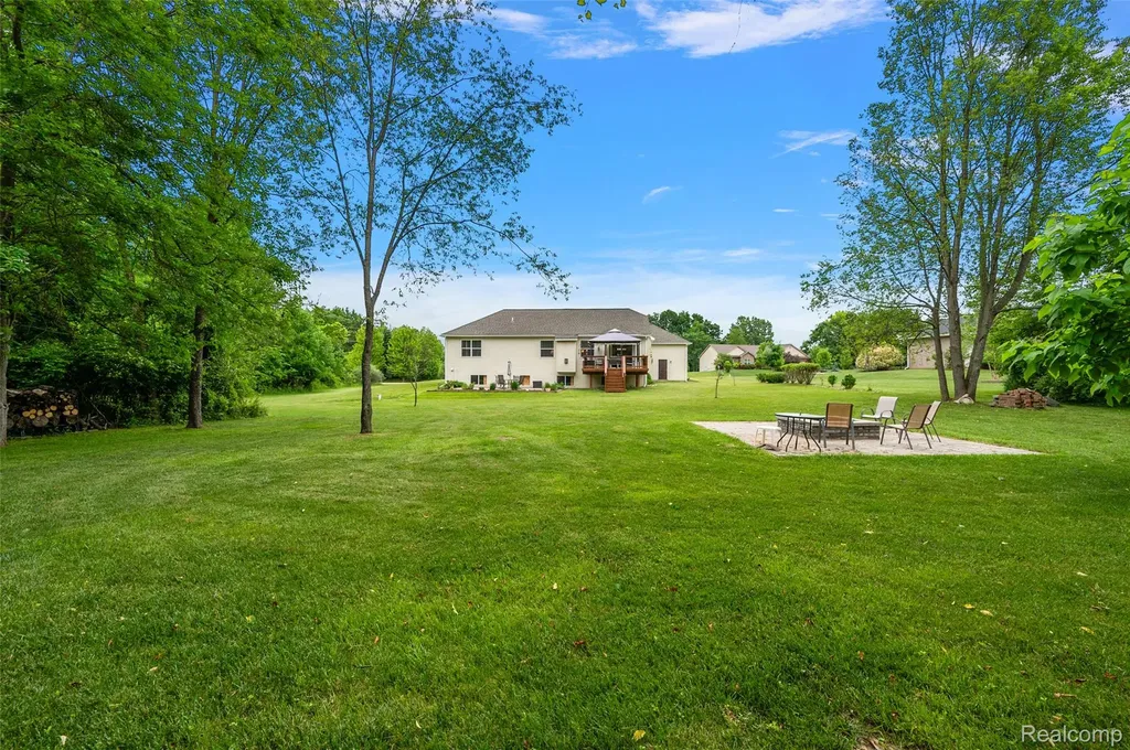 52 Parker Lane Brandon Charter Township MI 48462