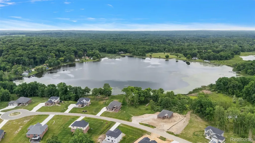 52 Parker Lane Brandon Charter Township MI 48462