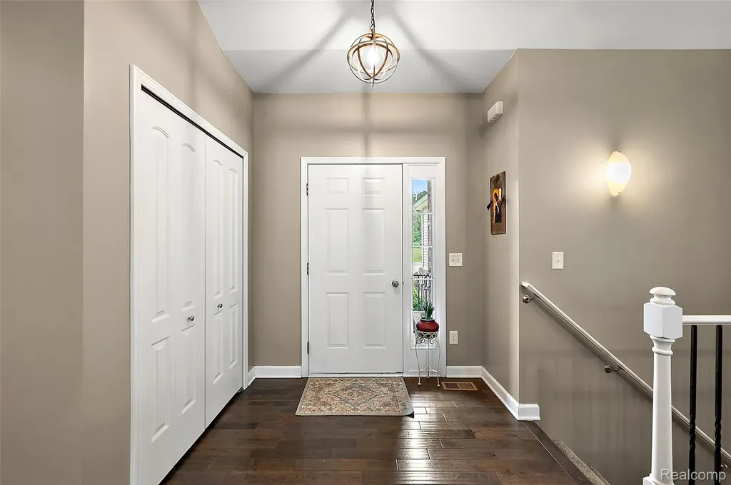 52 Parker Lane Brandon Charter Township MI 48462