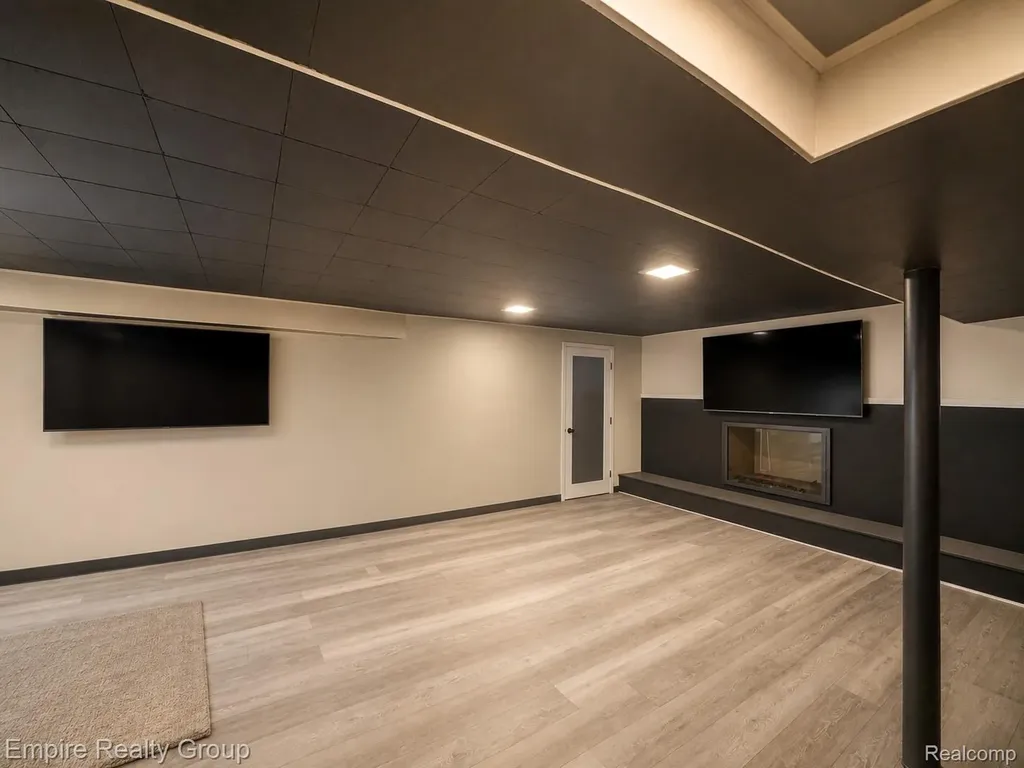 12852 Wormer Redford Charter Township MI 48239