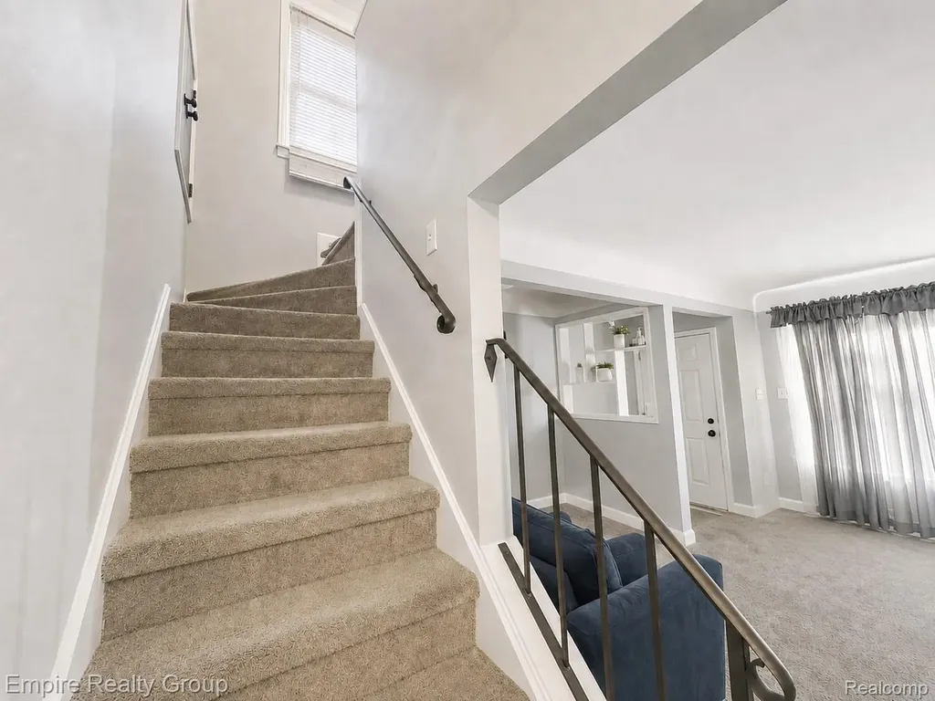 12852 Wormer Redford Charter Township MI 48239
