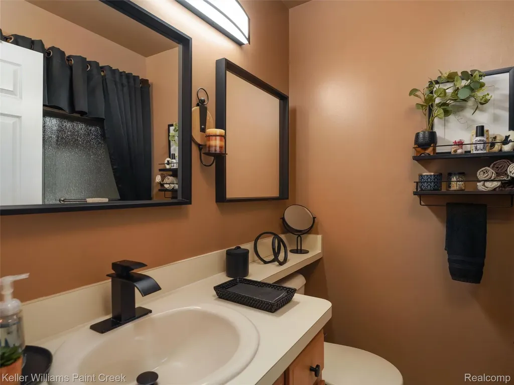 50311 Highpoint Court Macomb Township MI 48044