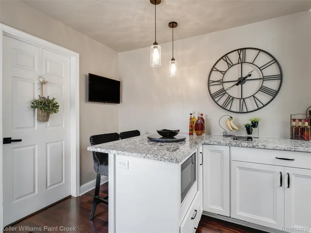50311 Highpoint Court Macomb Township MI 48044