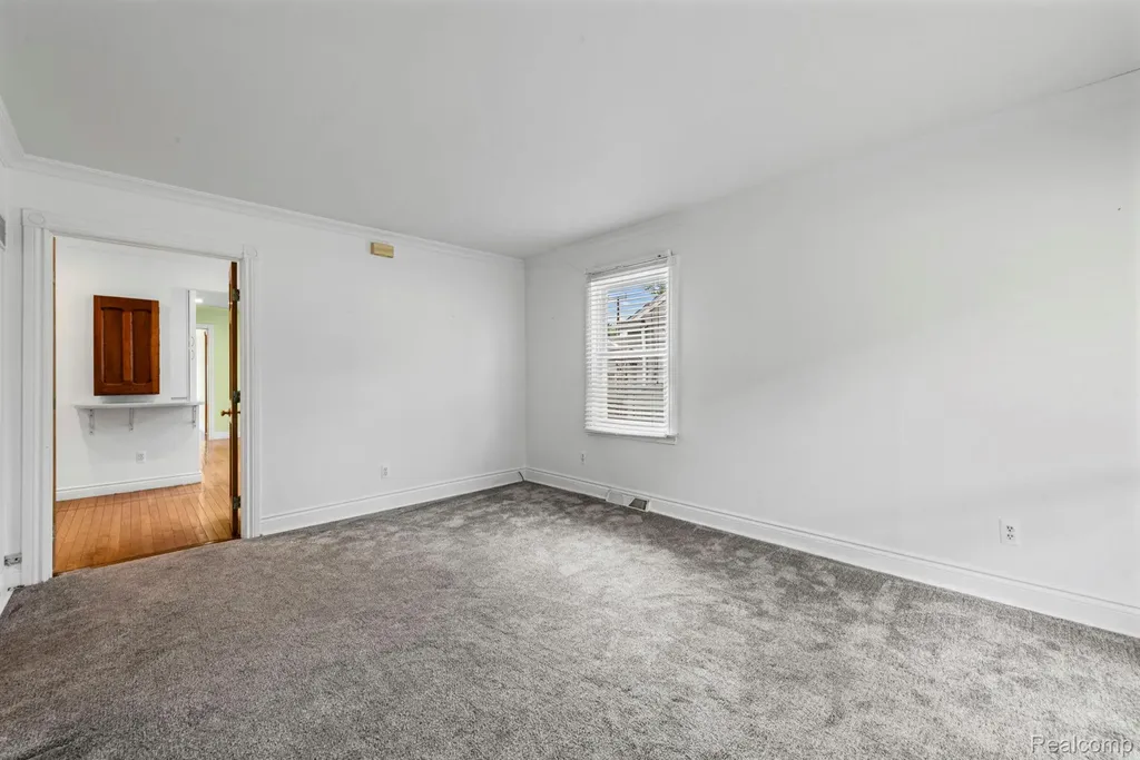4010 Linwood Avenue Royal Oak City MI 48073