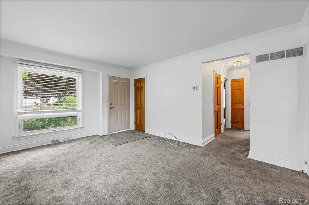 4010 Linwood Avenue Royal Oak City MI 48073