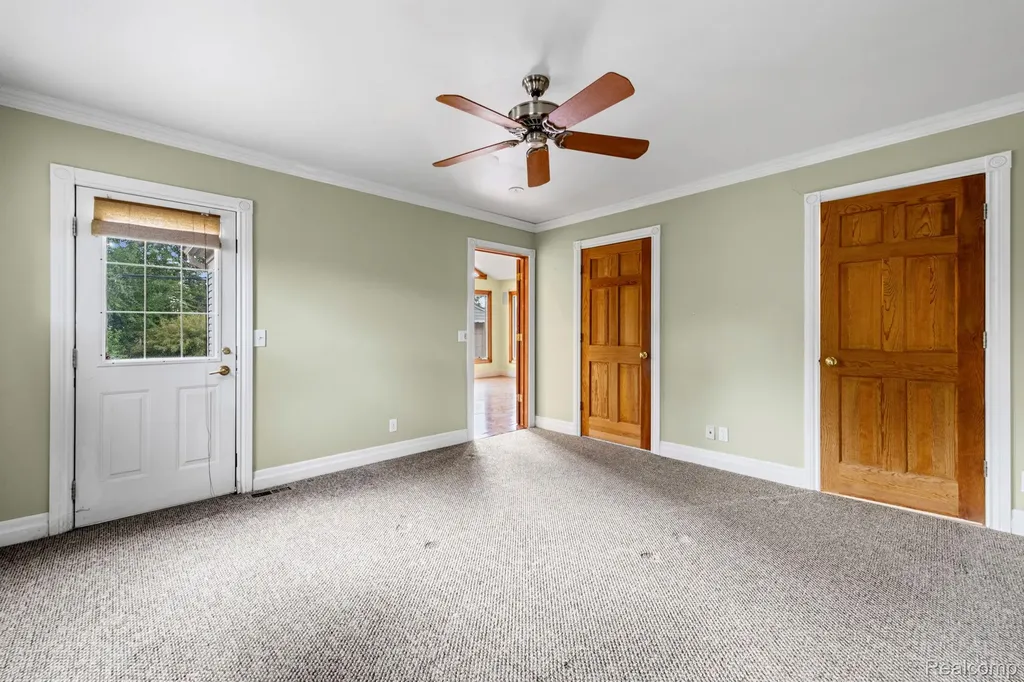 4010 Linwood Avenue Royal Oak City MI 48073