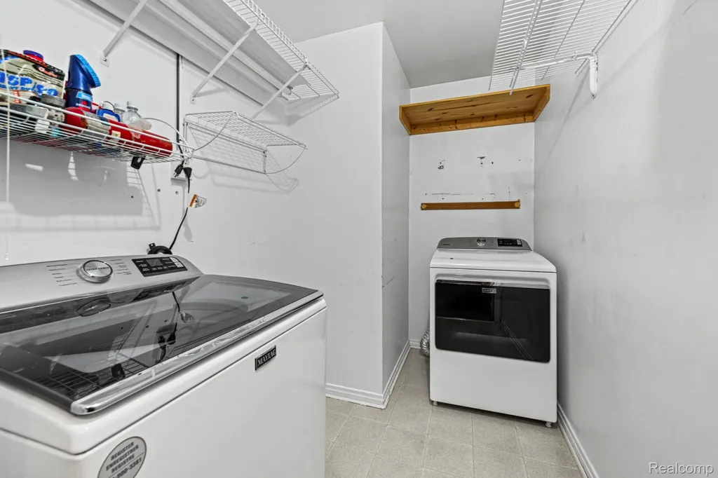 4010 Linwood Avenue Royal Oak City MI 48073