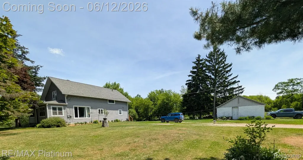 9084 Hartland Road Tyrone Township MI 48430