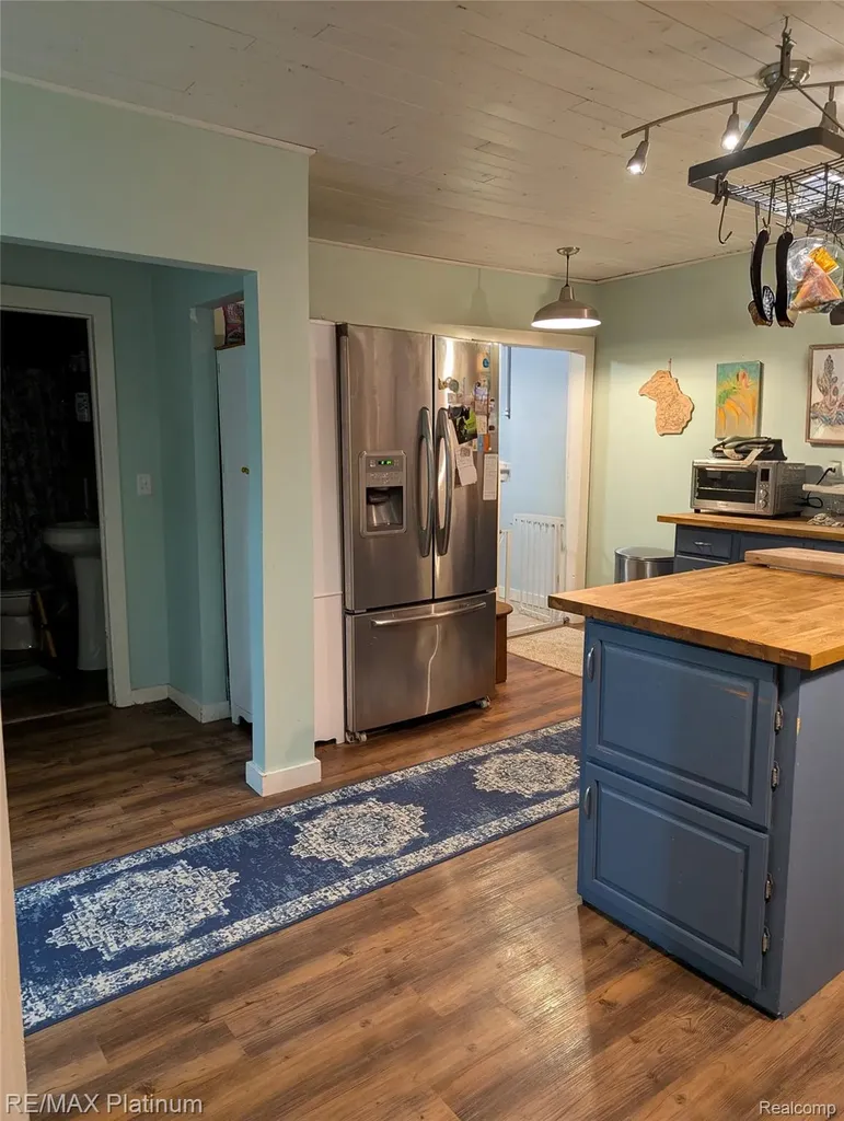 9084 Hartland Road Tyrone Township MI 48430